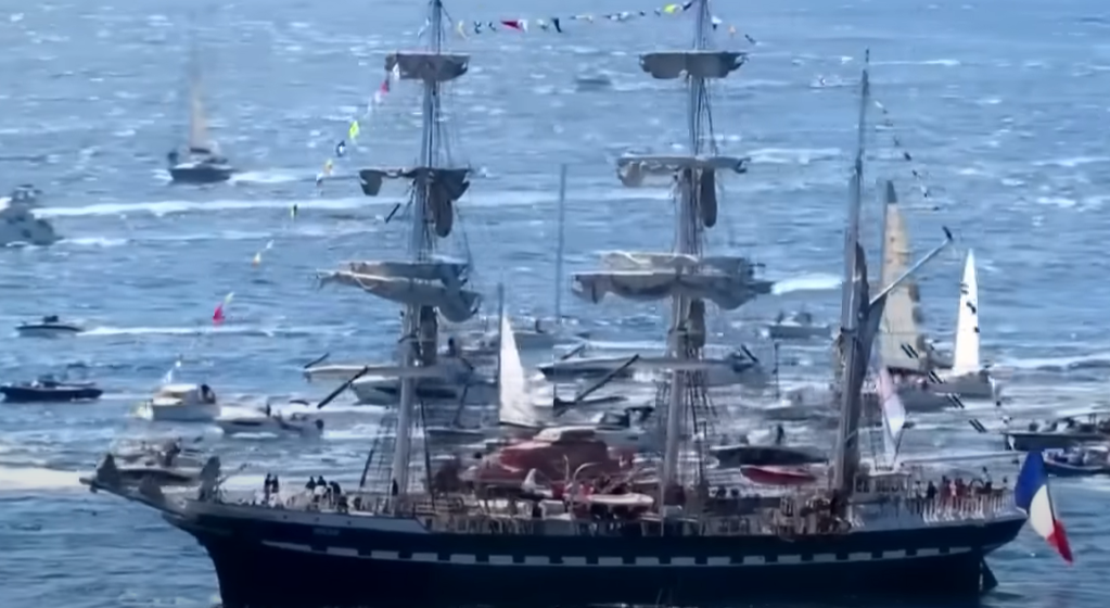 Le Belem arrivant au port de Marseille