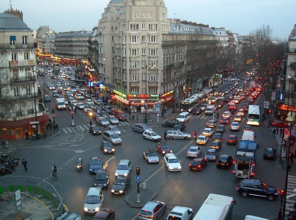 Circulation dans les bouchons Parisien